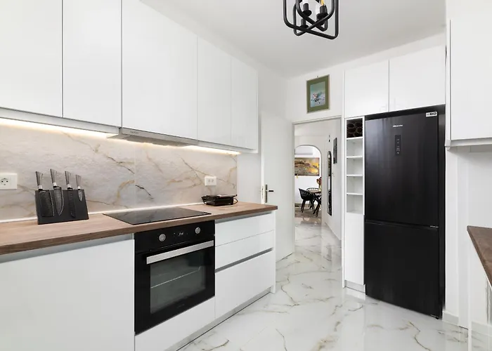 Le Peridot Garden House Rhodes City