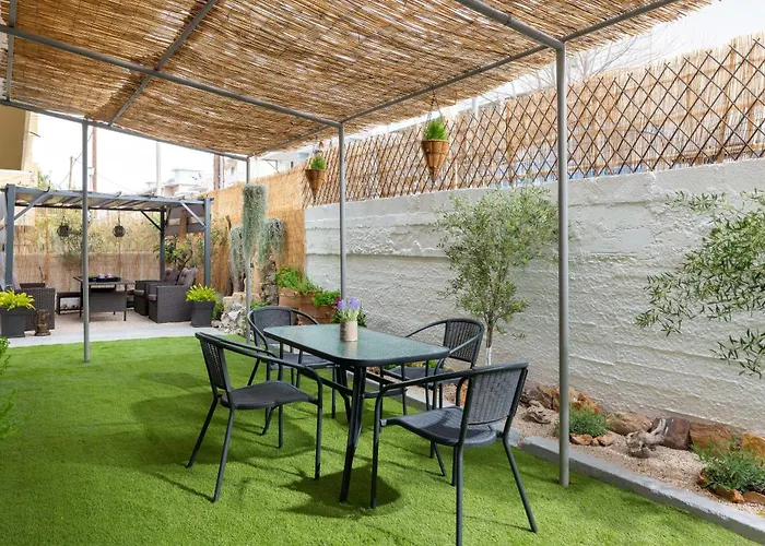 Le Peridot Garden House Rhodes City